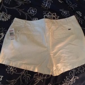 Vineyard Vines white shorts, NWT